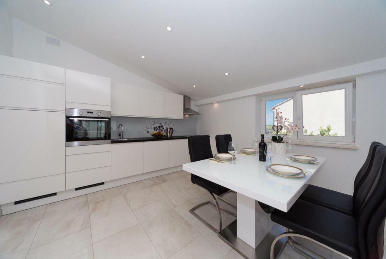 Apartment Antonio بيوغْغاد نا موغو المظهر الخارجي الصورة